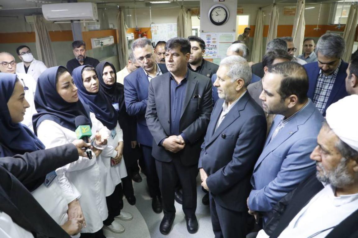 بازدید رئیس دانشگاه علوم پزشکی شیراز،  نماینده مردم شهرستان های مرودشت، ارسنجان و پاسارگاد در مجلس شورای اسلامی، مدیر کل امور مجلس وزارت بهداشت از بیمارستان شهید مطهری  و بیمارستان ۱۶۰ تختخوابی در حال ساخت شهرستان مرودشت به روایت تصویر / مرداد 1404